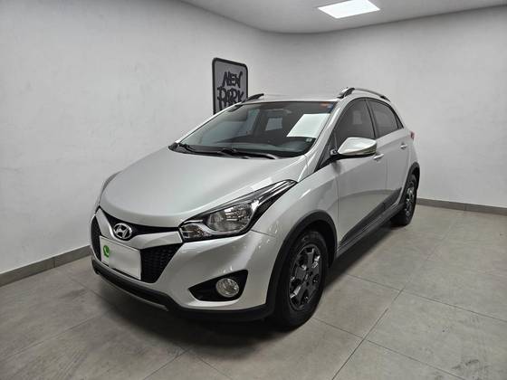 HYUNDAI HB20X 1.6 16V STYLE FLEX 4P AUTOMÁTICO HYUNDAI HB20X 1.6 16V STYLE FLEX 4P AUTOMÁTICO
